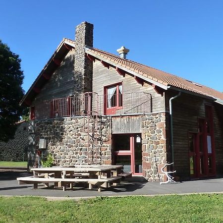 Le Gite Du Velay Bains Экстерьер фото