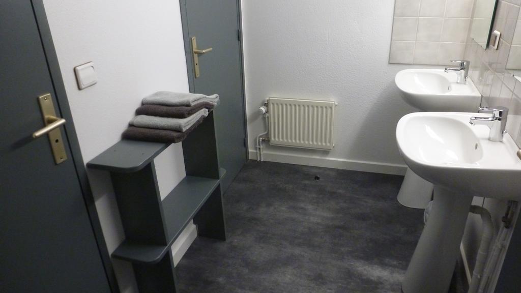 Le Gite Du Velay Bains Экстерьер фото